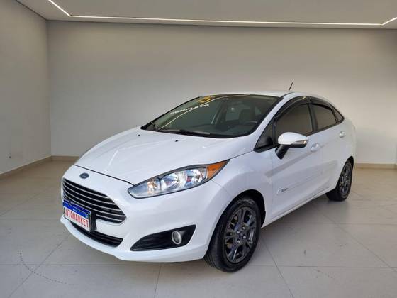 FORD FIESTA 1.6 SE SEDAN 16V FLEX 4P MANUAL FORD FIESTA 1.6 SE SEDAN 16V FLEX 4P MANUAL